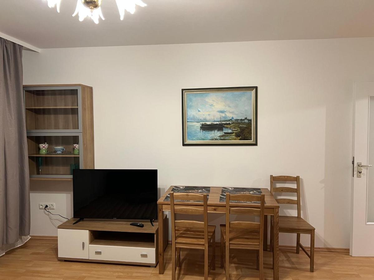 Ferienwohnung Am Konigsplatz Augsburg Exterior foto